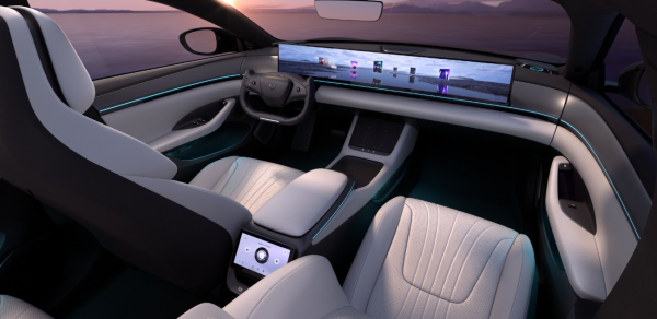 邁入雙車時代極越07上市限時1999萬元起(圖3)