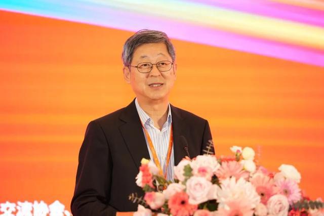 2024年上海市建筑學(xué)會(huì)學(xué)術(shù)年會(huì)·長三角建筑學(xué)會(huì)聯(lián)盟年會(huì)暨上海國際文化節(jié)舉辦(圖3)