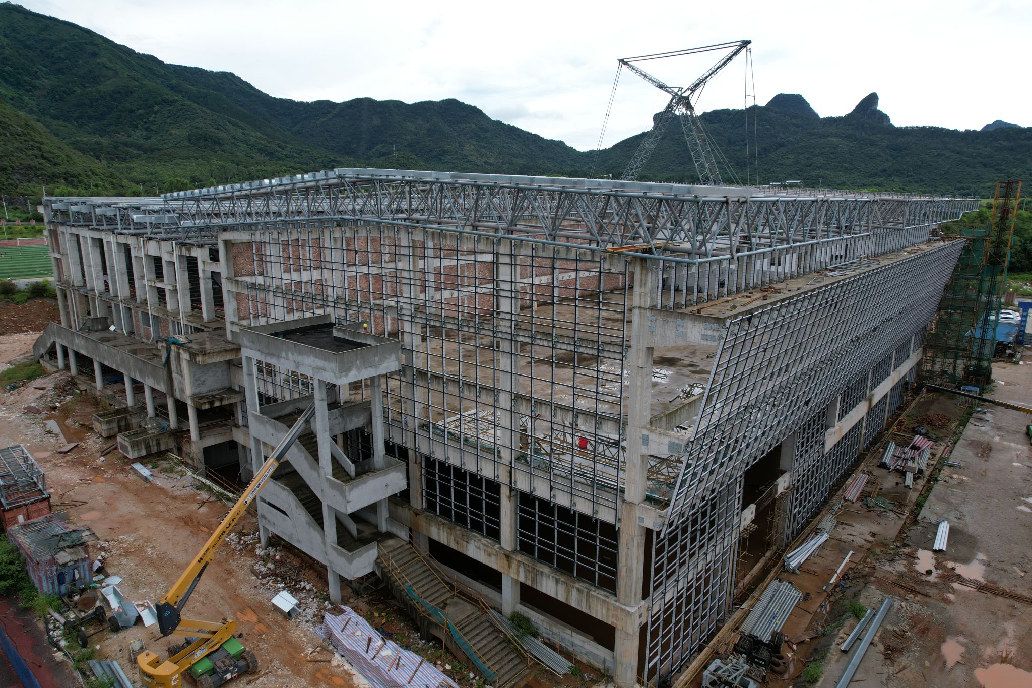 九游體育：HOPO 2024 FBC中國國際門窗幕墻博覽會首日耀目亮相(圖1)