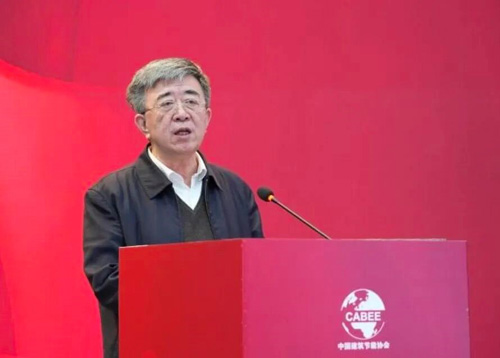 參加中國建筑節能協會第四屆第二次理事會暨綠色建筑與“好房子”高質量發展論壇調研天津門窗行業骨干企業(圖2)