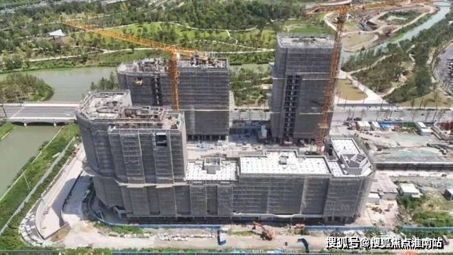 前灘濱江道_(前灘濱江道售樓處電話)_售樓中心電話_來電預(yù)約看房@樓盤測評(píng)-2026最新房價(jià)_樓盤詳情-最新樣板間-戶型圖-容積率(圖2)