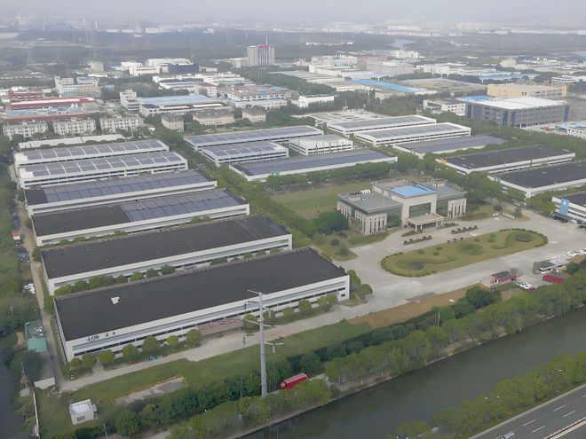 在尺寸精度形位公差控制方面哪個(gè)品牌的工業(yè)鋁型材表現(xiàn)最為卓越