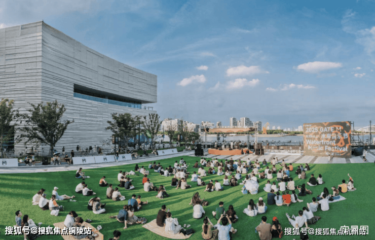 徐匯濱江安瀾上海官方售樓處電話(安瀾上海)官方網站-營銷中心歡迎您-樓盤詳情最新價格-戶型圖-容積率@2026428售樓處(圖17)